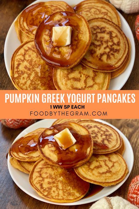 Ww Pumpkin Pancakes, Ww Pumpkin Puree Recipes, Ww Halloween Recipes, Weight Watcher Fall Dinner Recipes, Ww Pumpkin Pancakes Recipe, Weight Watcher Pumpkin Pancakes, Weight Watcher Pumpkin Recipes, Weightwatchers Breakfast Recipes, Fall Weight Watchers Recipes