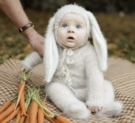 baby bunny halloween costume #baby #babycostume #babyhalloween #halloween #babyideas #costume #halloweencostume Newborn Bunny Outfit, Baby Bunny Costume, Baby Bunny Outfit, Newborn Bunny, Newborn Halloween Costumes, Bunny Halloween Costume, Newborn Halloween, Baby Kostüm, Rabbit Costume