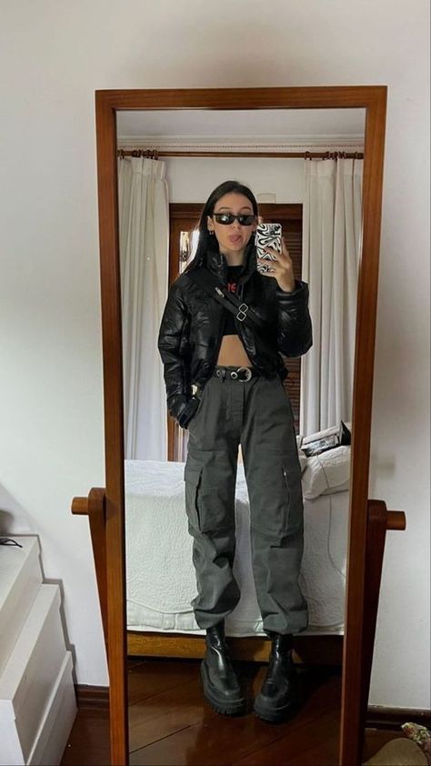 30 Rave Outfits Women You Need to Wear 2024 Air Jordan Dunk Low, Style Green Cargo Pants, Rave Aesthetic Outfit, Style Black Leather Jacket, Jordan Dunk Low, Techno Rave Outfit, Rave Outfits Women, Jordan Dunk, Rave Fit