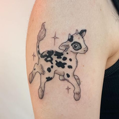 ✨Gabriel✨ (@sleepypalms) • Instagram photos and videos Mika Instagram, Cow Kawaii, Cow Tattoo, Tiny Wrist Tattoos, Taurus Tattoos, Animal Illustration Art, Kawaii Tattoo, Cute Tiny Tattoos, Ideal Wardrobe