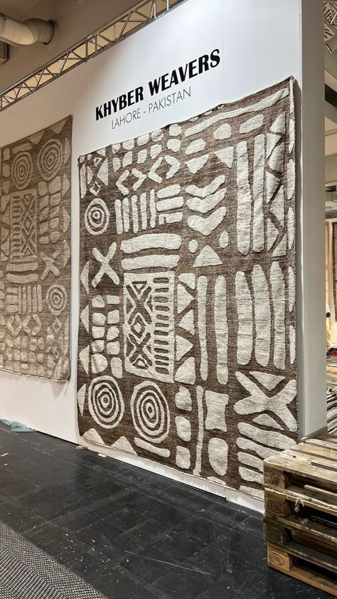 Ethnic Wall Art, African Textiles Patterns Design, Art Trade Ideas, African Texture, Abstract African Art, African Textiles Patterns, African Wall Decor, African Interior Design, Africa Art Design