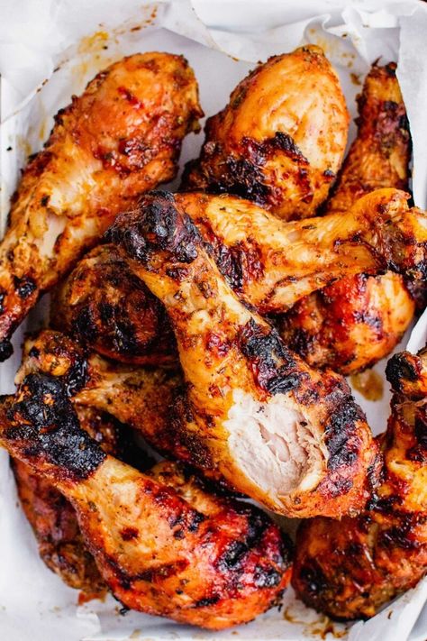 Grilled Dry Rub Chicken Legs - Dry Rub for Chicken, Pork, and More Dry Rub For Chicken Drumsticks, Bbq Chicken Drumsticks Grilled, Chicken Leg Recipes Grilled, Grilled Chicken Legs Recipes, Grilled Chicken Leg Recipes, Chicken Leg Marinade, Chicken Legs On The Grill, Chicken Rubs, Dry Rub Chicken