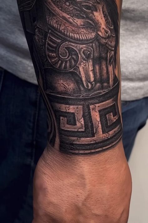 Aztec Symbols Tattoo, Ollin Aztec Tattoo, Aztec Chest Tattoo, Aztec Jaguar Tattoo, Aztec Eagle Tattoo, Mexican Heroes, Tatts Ideas, Aztec Warrior Tattoo, Aztec Tattoos Sleeve