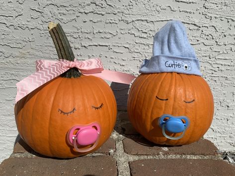 Gender Reveal Party Halloween, Pumpkin Gender Reveal Ideas For Party, Fall Gender Reveal Ideas For Party Food, Halloween Gender Reveal Food Ideas, Halloween Gender Reveal Ideas October, Pumpkin Patch Gender Reveal, Gender Reveal Ideas Thanksgiving, Fall Gender Reveal Ideas For Party, Gender Reveal Ideas For Party Theme Fall