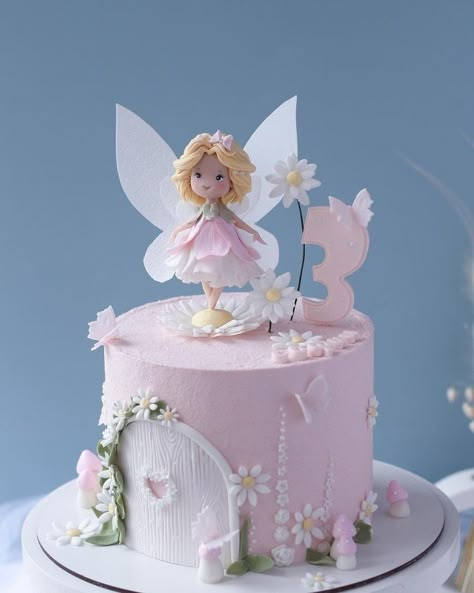 Fairy Princess Cake, Baby 1st Birthday Cake, Bolo Rapunzel, Fairy Garden Cake, Pink Cakes, Fairy Birthday Cake, Butterfly Birthday Cakes, Baby First Birthday Cake