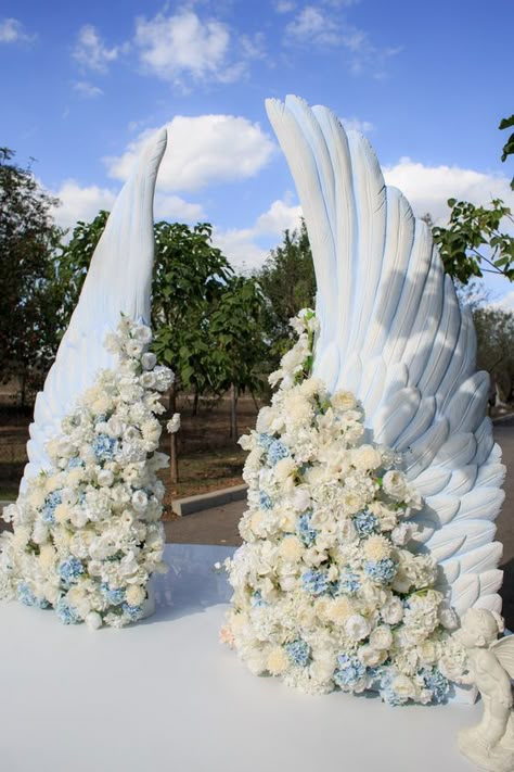 Beautiful Flower Garden, Angel Theme, Idee Babyshower, Wedding Background Decoration, Wedding Backdrop Design, Wedding Entrance, Home Gardening, Wedding Stage Decorations, Wedding Hall