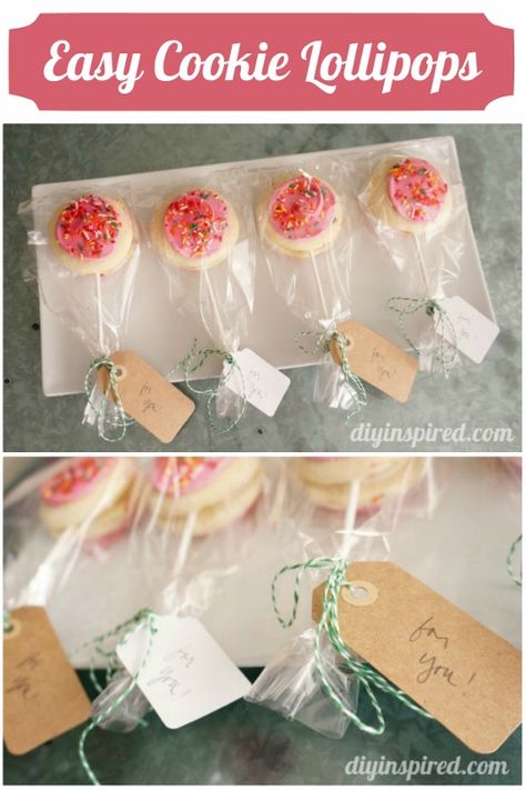 DIY Gift or Party Favor Idea: Easy Store Bought Cookie Lollipops Cookie Lollipops, Lollipops Diy, Lollipop Cookies, Buy Cookies, Diy Cookie, Cookie Icing, Funky Junk, Party Desserts, Grad Party