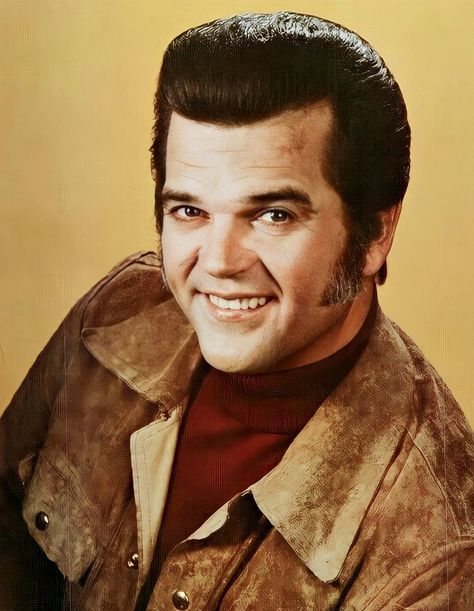 Conway Twitty, Fruit Cake, Cake Recipe, Country Music, Musician, Fruit, Cake, Music, Quick Saves