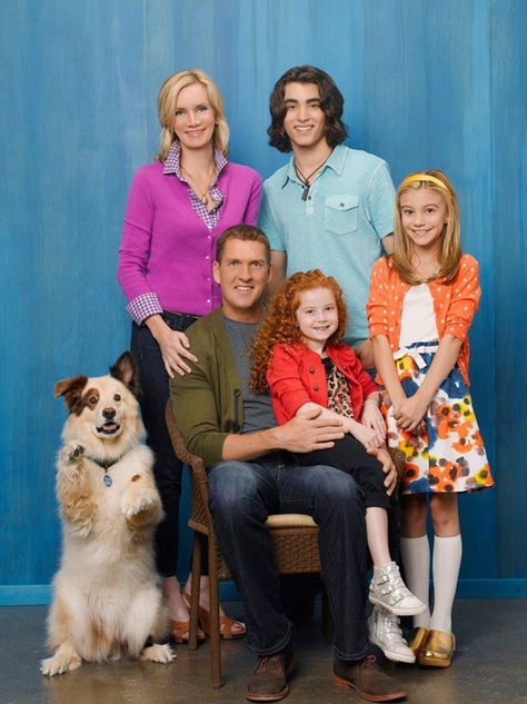 poster DWAB Genevieve Hannelius, Shoppies Dolls, Francesca Capaldi, Disney Jessie, Childhood Images, Dog With A Blog, Snow White Costume, Disney Cast Member, Childhood Pictures