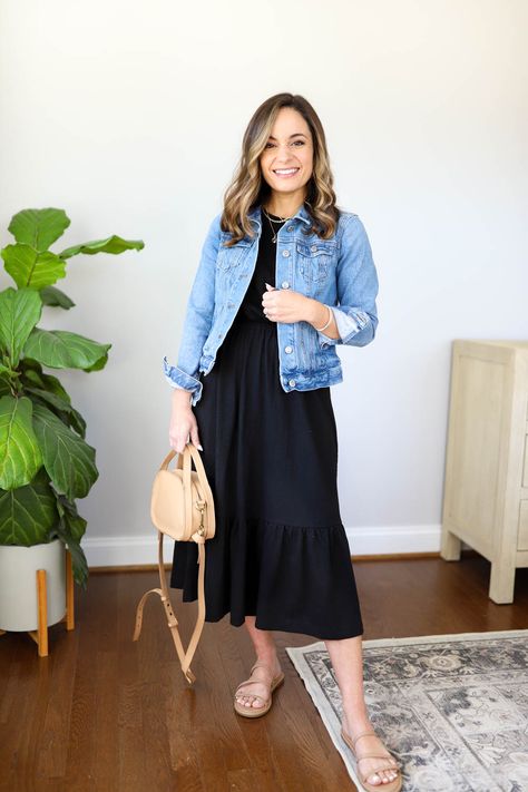 Casual Spring Transition Outfits, Spring Modest Outfits, Teacher Styles, Vestidos Outfits, Maxi Dress Outfits, Mom Outfits Spring, Skirt Styling, Dress Professional, Estilo Hijab