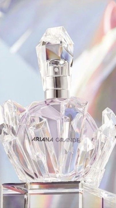 Ariana Grande R.e.m Perfume, Rem Perfume, R.e.m Perfume, Ariana Grande Perfumes, Koleksi Parfum, Ariana Grande Makeup, Ariana Perfume, Ariana Grande Fragrance, Ariana Grande Perfume