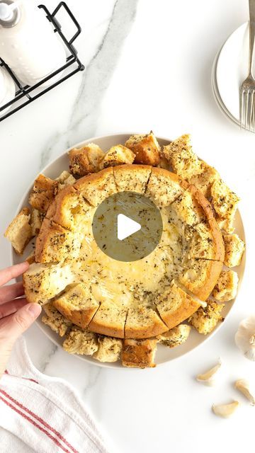 Maegan Brown ~ The BakerMama on Instagram: "GARLIC BUTTER BAKED BRIE IN A BREAD BOWL 🧄🧈🥖👌 Creamy brie brushed with seasoned garlic butter and baked in a sourdough loaf is a heavenly appetizer you will want to enjoy over and over again!  Comment “recipe” and I’ll DM you the link! or tap the link in my bio @thebakermama! 🤩 #TheBakerMama   https://thebakermama.com/recipes/garlic-butter-baked-brie-in-a-bread-bowl/  #garlicbutter #briecheese #briebowl #cheesebowl #appetizer #appetizerrecipe #garlicbutterbread #garlicbread #bakedbrie" Garlic Brie Baked, Baked Brie In Bread Bowl, Brie Bread, Garlic Butter For Bread, Creamy Brie, Christmas Appetizers Easy, Sourdough Loaf, Small Dishes, Bread Bowl