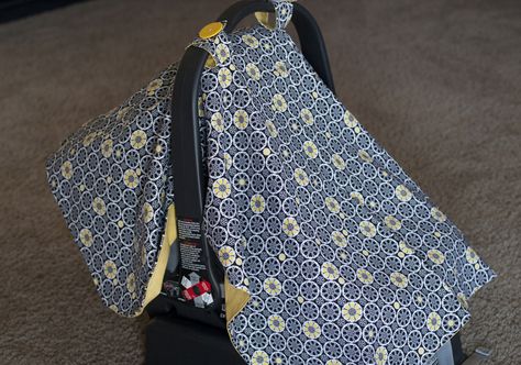 DIY Carseat Cover. sew easy! This one looks incredibly easy! Carseat Cover Diy, Diy Carseat Cover, Diy Carseat Canopy, Diy Car Seat Cover, Canopy Diy, Hotel Canopy, Trash To Couture, Baby Boy Room, Car Seat Canopy