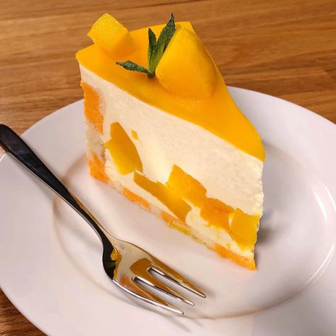 Mango Mousse Cake, Mousse Cake Recipe, Mango Mousse, Mango Dessert, Mango Cake, Cooking Homemade, Mango Recipes, Best Desserts, Food Sweet