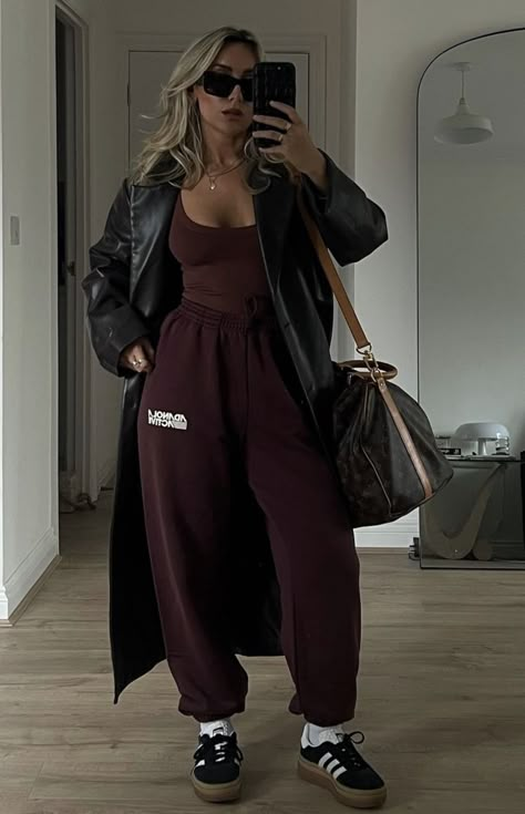 Edgy Chic Winter Outfits, All Maroon Outfit, Matching Sweatsuit Outfits Women, New Years Chill Outfit, Burgundy Baseball Hat Outfit, Sporty Glam Outfits, Sporty Grunge Outfits, Phoenix Arizona Outfits Winter, Gno Outfit Winter Night