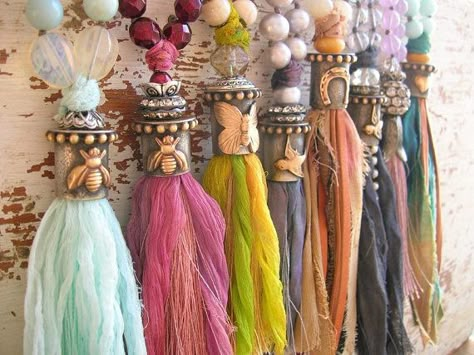 Jewelry Tassel Inspiration and How to Make Them! - Nunn Design Tassels Tutorials, Beads Tassels, Tassel Crafts, Soldered Pendants, How To Make Tassels, Diy Tassel, Tassel Jewelry, Long Beaded Necklace, Love Always