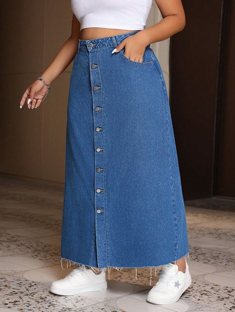 Plus Size Denim Skirt, Simple Dress Styles, Simple Dress Casual, Casual Chic Outfits, Jean Skirts, Chic Dress Classy, Skirt Jeans, Skirts Denim, Cute Modest Outfits