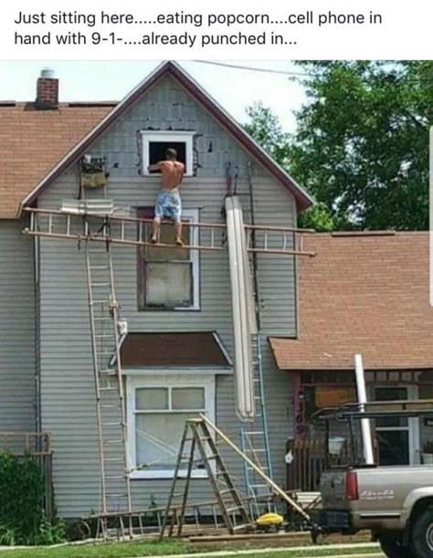 Safety Fail, Diy Fails, Construction Fails, Work Humor, Live Long, Scandal, A House, Dumb And Dumber, Really Funny