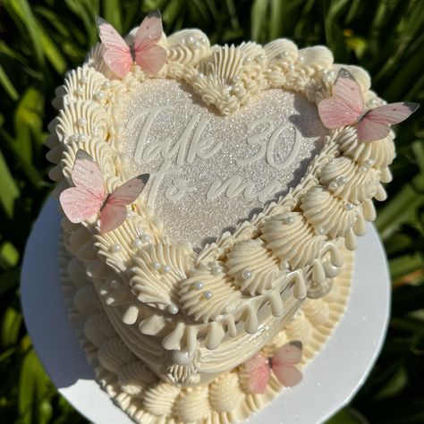 Talk 30 to me🦋 Beige/ ivory toned piping 🎂 #cutecakes #vintagecakes #heartcakes #occakes #socalcakes #birthdaycakeinspo #orangecountycakes #weddingcakes #ocevents #cakes #cakebusiness #talk30tome #thirty #thirtyflirtyandthriving Talk Thirty To Me Cake, Talk 30 To Me, Talk Thirty To Me, Thirty Flirty And Thriving, Heart Cakes, Cake Business, Cake Decor, Vintage Cake, Cute Cakes