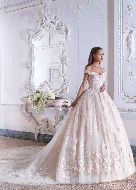 Wedding Dress Empire, Demetrios Wedding Dress, Pink Wedding Gowns, Pink Ball Gown, Wedding Dress Organza, Long Train Wedding Dress, Pink Wedding Dresses, Wedding Dress Train, Sweetheart Wedding Dress