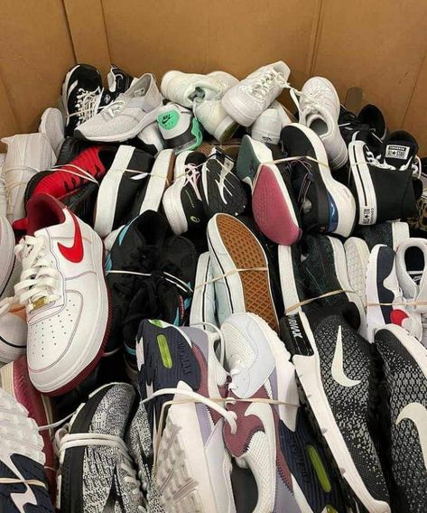 Promotion! Week !! Get your sport shoes pallet at best wholesale prices $550 for a pallet of 200 pairs Message us if interested Wholesale Pallets, Birthday 19, Happy Birthday 19, Sneakers Design, Swag Shoes, Storage Room, Design Fashion, Converse High Top Sneaker, Converse Chuck Taylor High Top Sneaker