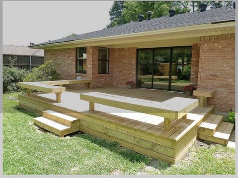 Backyard Deck Ideas On A Budget, Deck Bench Seating, Deck Bench, Backyard Patio Deck, Deck Seating, Patio Deck Designs, Wooden Deck, Cozy Backyard, Deck Designs Backyard