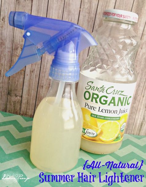 All Natural DIY Summer Hair Lightener Recipe! Hair Lightening Spray, Lighten Hair Naturally, Hair Lightener, Lighten Hair, Diy Easy Recipes, Lighter Hair, Natural Highlights, How To Lighten Hair, Diy Summer