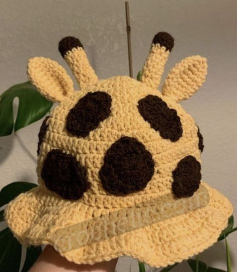 Giraffe Bucket Hat Crochet, Giraffe Baby Hat Crochet Pattern Free, Crochet Bucket Hat Animal, Animal Bucket Hat Crochet, Giraffe Crochet Pattern Free, Bucket Hat Designs, Diy Crochet Hook, Knitted Bucket Hat, Giraffe Hat