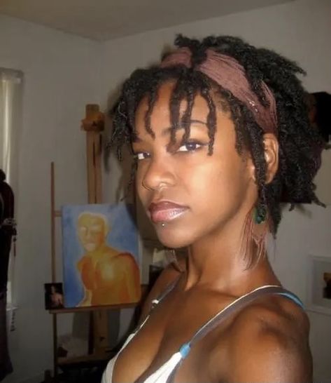 Loc Bangs, Hairstyles Dreads, Ebony Skin, Locs Short, Hair Dreads, Locs Natural, Thick Locs, Short Dreads, Vertical Labret