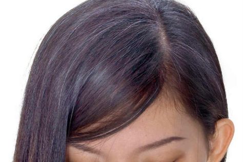 Use These Oils To Darken Hair Naturally: Uses And Simple DIY Recipes Post Partum Fitness, What Causes Gray Hair, Darken Hair Naturally, Darken Hair, Natural Wart Remedies, Premature Grey Hair, Prevent Grey Hair, How To Darken Hair, Angel Of Darkness