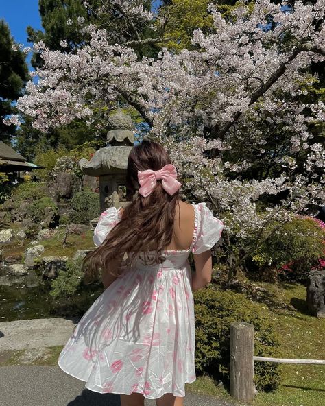 The garden fairy 🧚🏻‍♀️ It was amazing seeing cherry blossoms again 🌸🌸🌸 | Instagram Cherry Blossom Aesthetic, Blossom Outfit, Cherry Blossom Outfit, Blossom Aesthetic, Japan Outfits, Cherry Blossom Girl, Garden Fairy, Heart Shaped Sunglasses, Classy Aesthetic