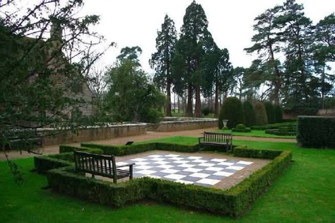 Yard Chess, Lawn Chess, Garden Chess, Outdoor Chess, Garden Room Ideas, Backyard Kids Play Area, Estate Garden, School Garden, Farm Design