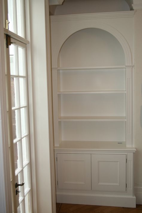 arch-alcove-unit Built In Bookcase Kitchen, Arched Alcove Shelves, Arched Built Ins With Tv, Arch Alcove Ideas Living Rooms, Arch Alcove Ideas, Curved Alcove Ideas Living Room, Arch Cupboard, Small Alcove Ideas, Arched Built Ins Living Room