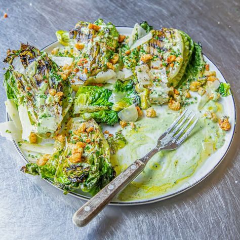 Mob — Smoky Grilled Lettuce Caesar Salad Grilled Lettuce, Romaine Salad, Mediterranean Food, Healthy Lunch Recipes, Caesar Salad, Healthy Salads, Mediterranean Recipes, Us Foods, Healthy Lunch