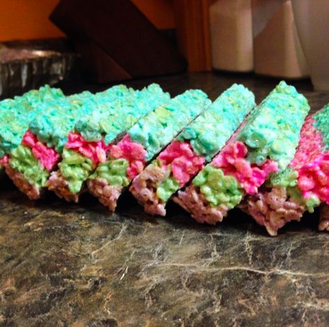 Leftover Peeps Recipe, Marshmallow Vodka, Peeps Recipes, Pizza Photo, Kettle Corn, Kinds Of Cookies, Life Right Now, Cupcake Frosting, Sushi Restaurants