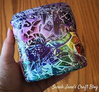 Alcohol Ink Tiles, Alcohol Ink Jewelry, Alcohol Ink Glass, Ink Markers, Alcohol Ink Markers, Acrylic Vase, Inexpensive Crafts, Alcohol Ink Crafts, Ink Crafts