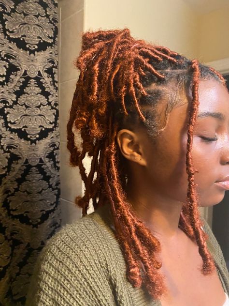 Color Locs, Ginger Locs, Dark Ginger Hair, Ginger Braids, Hair Color For Dark Skin, Short Box Braids Hairstyles, Short Box Braids, Short Locs Hairstyles, Ginger Hair Color