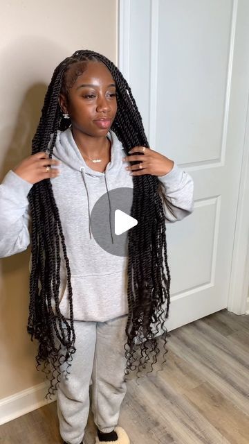 GREENVILLE , NC 📍| HAIRSTYLIST on Instagram: "So beautiful ! 😍 STYLE: 32in Marley twist w/ curls at the end + small parts  #greenvillenchairstylist #raleighhairstylist #ecuhairstylist" Marly Twist, Small Marley Twists, Marley Twist Hairstyles, Marley Twist, Protective Hair, Greenville Nc, Marley Twists, Girl Braids, Pretty Braided Hairstyles