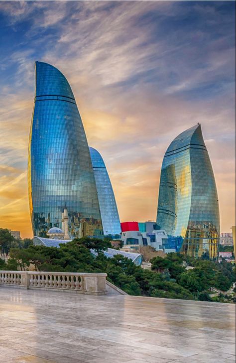 #baku #azerbaijan #city #travelphotography Azarbayjan Baku, Travel Azerbaijan, Azerbaijan Travel, Baku City, Hawaii Wall Art, Menu Flyer, Visa Online, Family Devotions, Armenia Azerbaijan