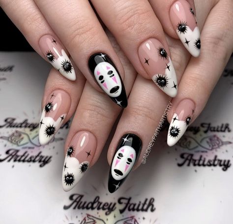 No Face Nail Art, Creative Halloween Nails, Halloween Nails Stitches, No Face Nails, Shirt Nails Designs, Witchy Nails Almond, Hazbin Hotel Nails, Moth Nails, One Piece Nail Art