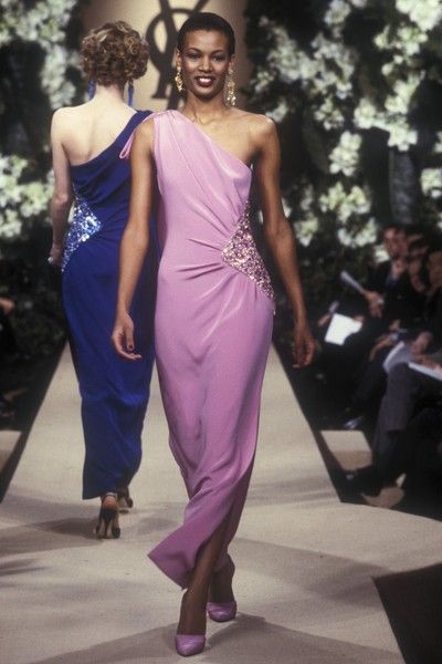 Revenge Dresses, 1999 Fashion, Saint Laurent Couture, Yves Saint Laurent Couture, Saint Laurent Dress, 00s Runway, Runway Gowns, Yves St Laurent, High Fashion Runway