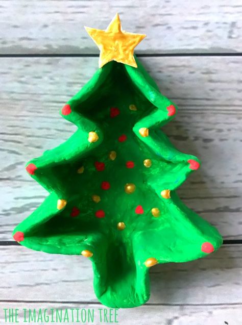 Christmas Tree Clay Pinch Pot Clay Projects Kids, Christmas Crafts And Activities, Diy Gift For Kids, Tree Clay, Craft Activity For Kids, Clay Pinch Pots, Cardboard Christmas Tree, Imagination Tree, Clay Christmas Decorations