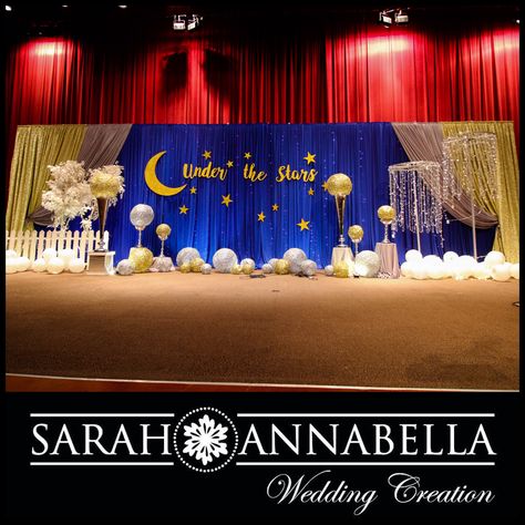 School Auditorium Decoration Ideas, Farewell Decoration Idea, Farewell Stage Decoration Ideas, Stage Decoration Ideas For College Fest, Graduation Stage Design, Auditorium Decoration Ideas, Graduation Stage Decorations Schools, Stage Decoration Ideas For School, Spelling Bee Decorations