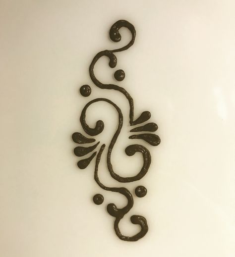 Henna Designs Doodles, Tattoo Words Men, Leg Henna Designs Simple, Swirly Henna Designs, Tiny Henna Designs, Hina Tattoo Ideas, Henna Inspo Easy, Henna Tramp Stamp, Small Henna Designs Hand