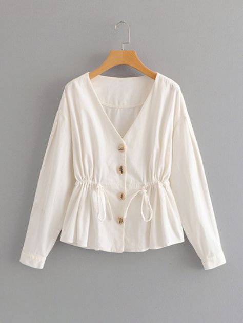 Blouse Outfit Casual, Fashion Tops Blouse, Trendy Fashion Tops, Peplum Blouse, Fashion Attire, Stylish Dress Designs, White Blouse, Ladies Tops Fashion, Blouse Styles