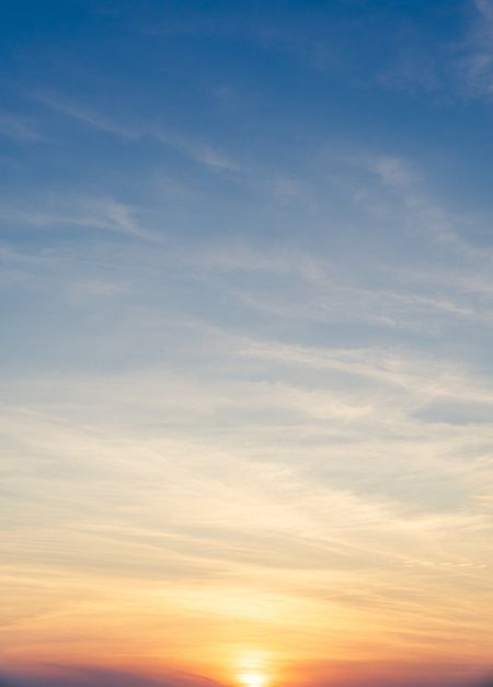 Photo sunset sky vertical in the morning | Premium Photo #Freepik #photo #dusk #dawn #sunset-clouds #sunset-sky Sunrise Clear Sky, Morning Wallpaper Aesthetic, Sky Aesthetic Sunsets, Sun Set Sky, Sky Landscape Photography, Nature And Sky, Sunset Sky Photography, Dawn Pictures, Amber Sky