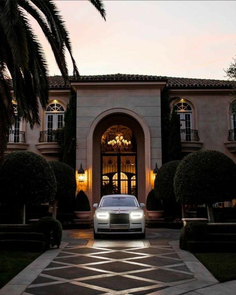 Time to choose, get classy find yourself the perfect house with a fancy car. Glam life goals, lifestyle. Millionaire Homes, Millionaire Lifestyle Luxury, Mens Luxury Lifestyle, Dubai Real Estate, Luxury Lifestyle Fashion, Fancy Cars, Millionaire Lifestyle, Luxury Life, Beautiful Cars