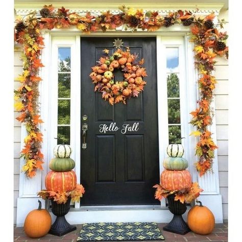 10 Lovely Fall Front Porch Decor Ideas https://decomagz.com/10-lovely-fall-front-porch-decor-ideas/ Thanksgiving Porch, Front Door Decal, Fall Living Room, Fall Front Porch Decor, Fall Front Door, Halloween Tattoo, Fall Front Porch, Fall Outdoor Decor, Home Porch