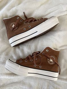 Mens Shoes With Shorts, Brown Converse, Converse Platform, Converse Style, Cute Sneakers, Mens Shoes Casual Sneakers, Brown Sneakers, Brown Shoe, Platform Sneakers