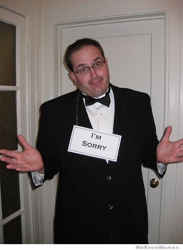 Formal Apology: Wear a suit or tuxedo. Apologize all night. Cheap Halloween Costumes Diy, Punny Costumes, Cheap Halloween Diy, Last Minute Costumes, Diy Halloween Costumes Easy, Diy Halloween Costume, Diy Costume, Last Minute Halloween Costumes, Lazy People